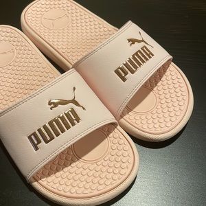 Puma slippers size 8